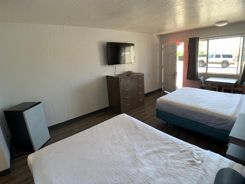 Brookings Inn Resort image 8