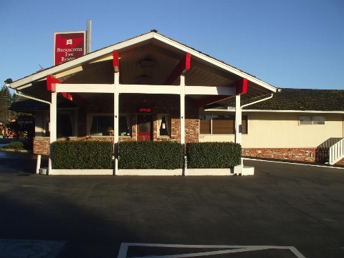 Brookings Inn Resort image 2